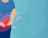 Person med magsmärtor, illustration som visar smärtområde och blixtar. Kan symbolisera behovet av ibs behandling.
